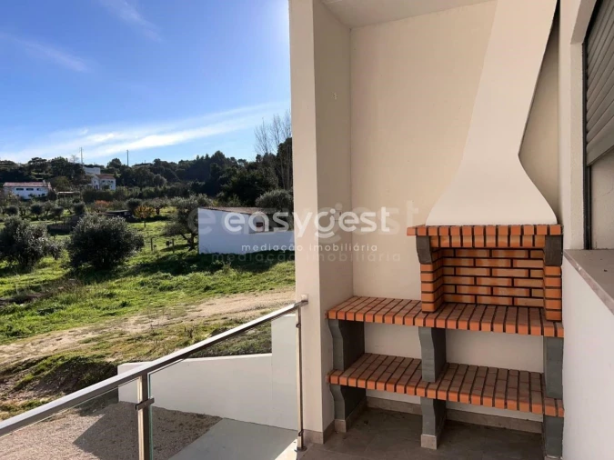 Moradia T3 para Venda em Nossa Senhora das Misericordias Foto 3