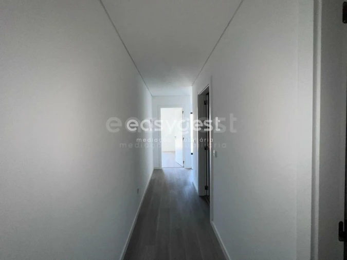 Moradia T3 para Venda em Nossa Senhora das Misericordias Foto 28