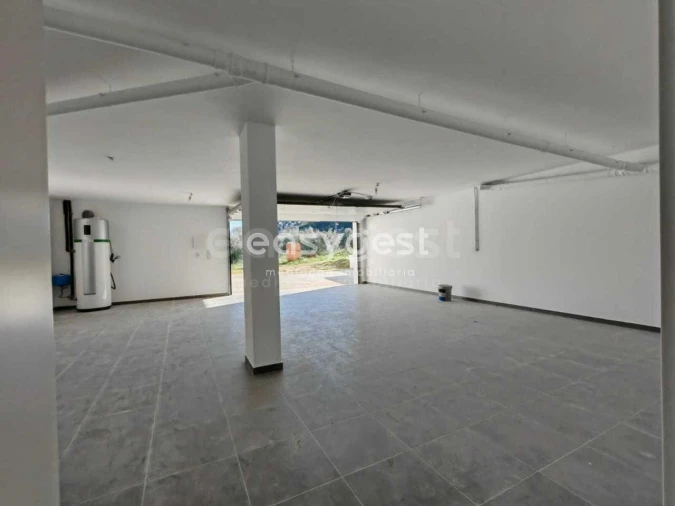 Moradia T3 para Venda em Nossa Senhora das Misericordias Foto 60