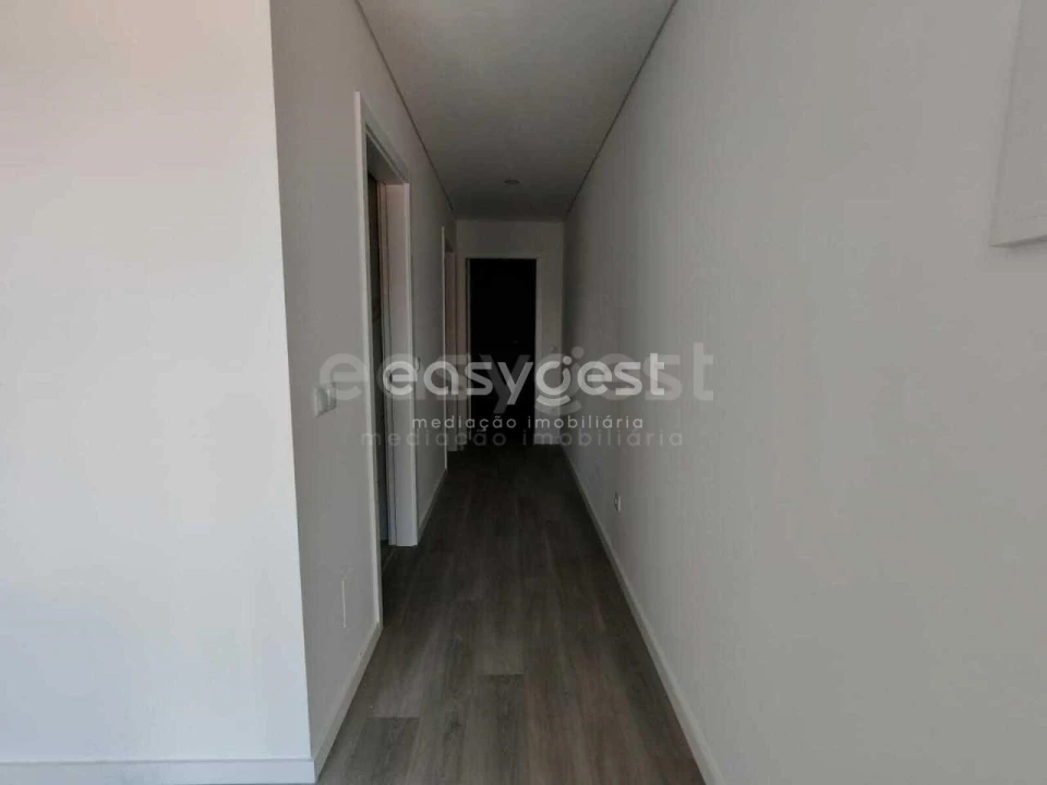 Moradia T3 para Venda em Nossa Senhora das Misericordias Foto 14