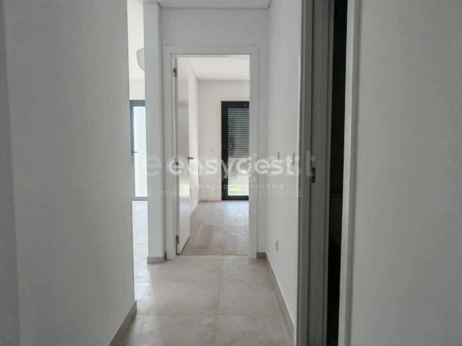 Moradia T3 para Venda em Nossa Senhora das Misericordias Foto 30