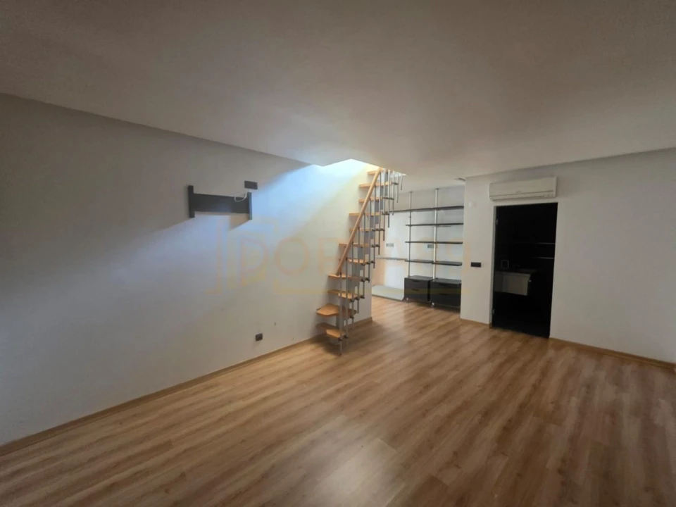 Moradia T4 para Venda em Atouguia da Baleia Foto 25