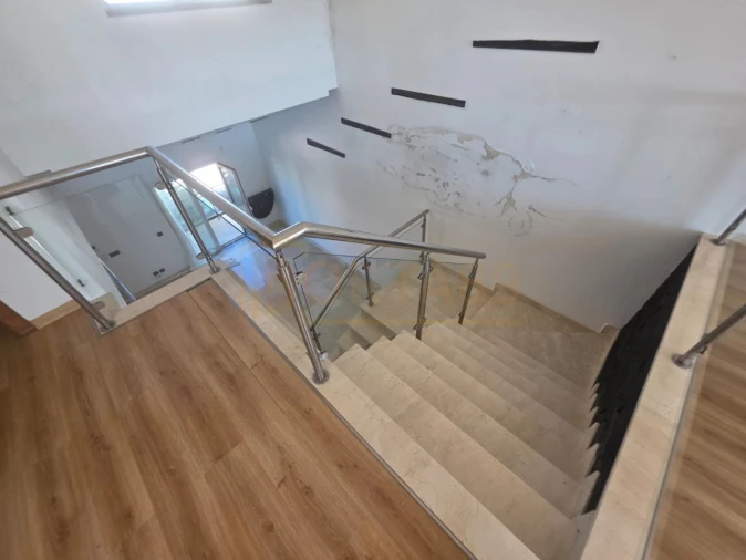 Moradia T4 para Venda em Atouguia da Baleia Foto 10