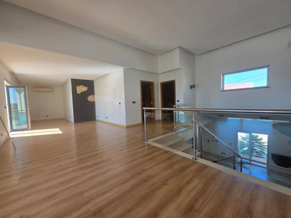 Moradia T4 para Venda em Atouguia da Baleia Foto 20