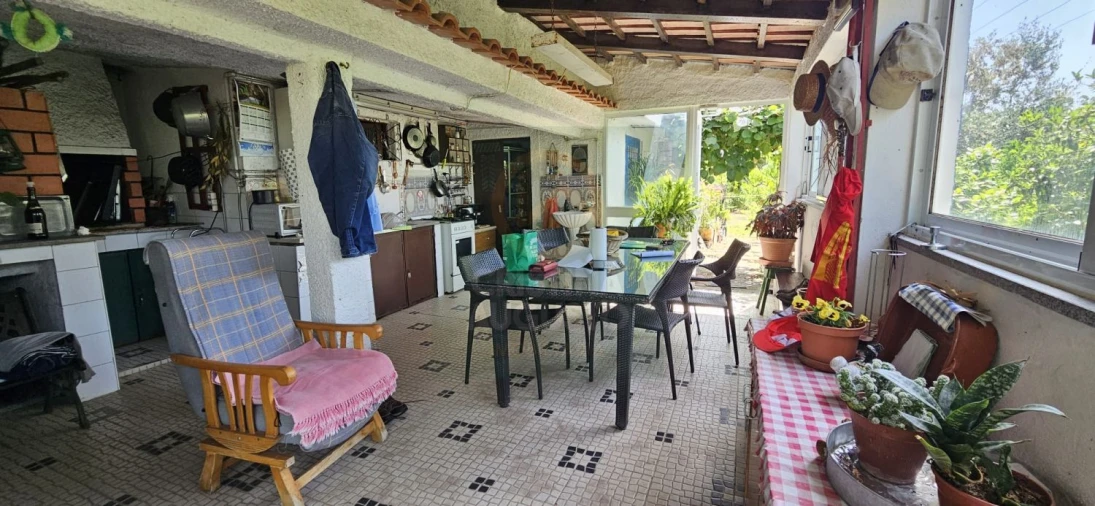 Terreno para Venda em Escalos de Baixo e Mata Foto 39