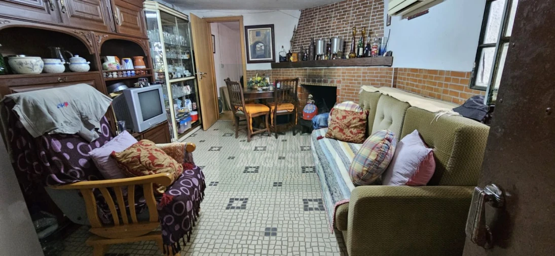 Terreno para Venda em Escalos de Baixo e Mata Foto 13