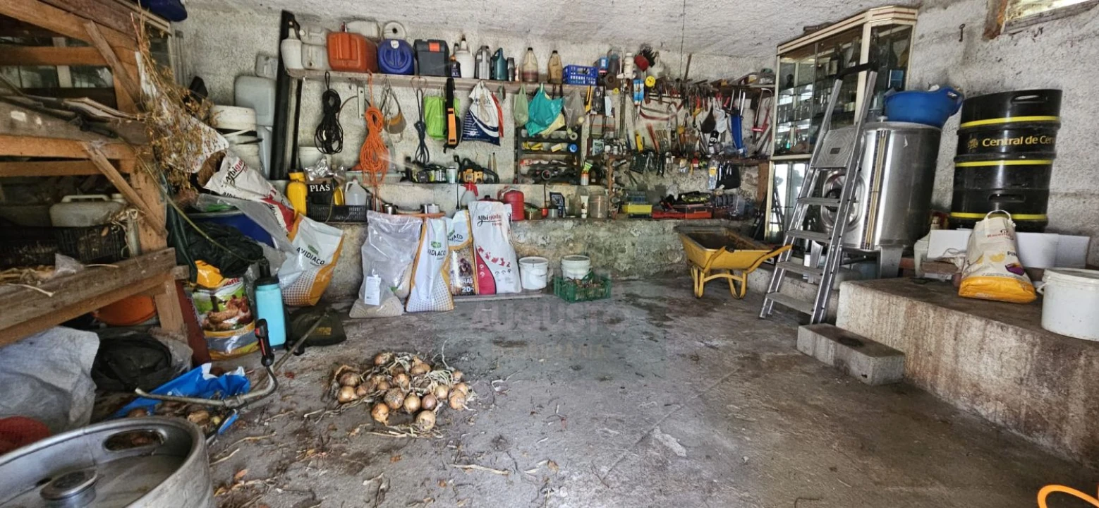 Terreno para Venda em Escalos de Baixo e Mata Foto 46