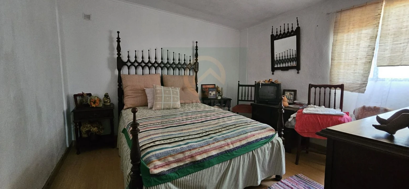 Terreno para Venda em Escalos de Baixo e Mata Foto 19