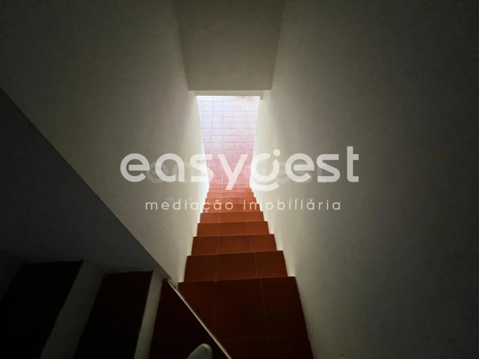 Apartamento T2 para Venda em Envendos Foto 8