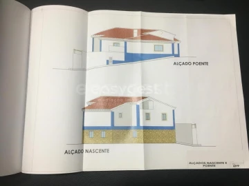 Moradia T5 para Venda em São João das Lampas e Terrugem