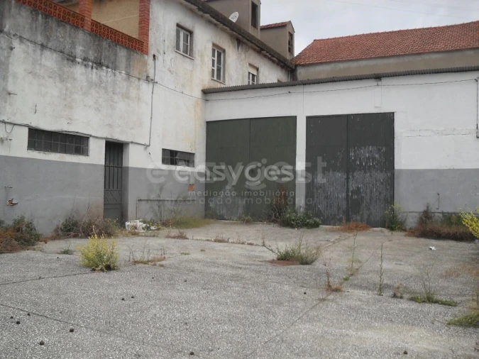 Moradia T3 para Venda em Alcanena e Vila Moreira Foto 4