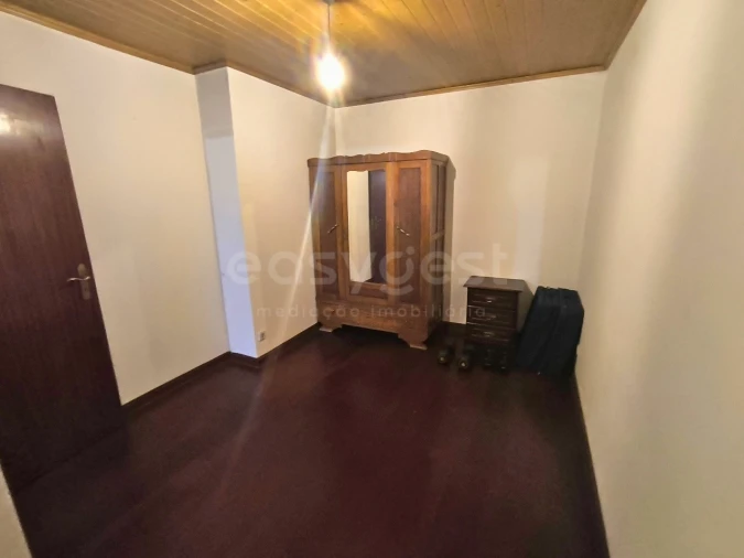 Moradia T2 para Venda em Nossa Senhora das Misericordias Foto 5