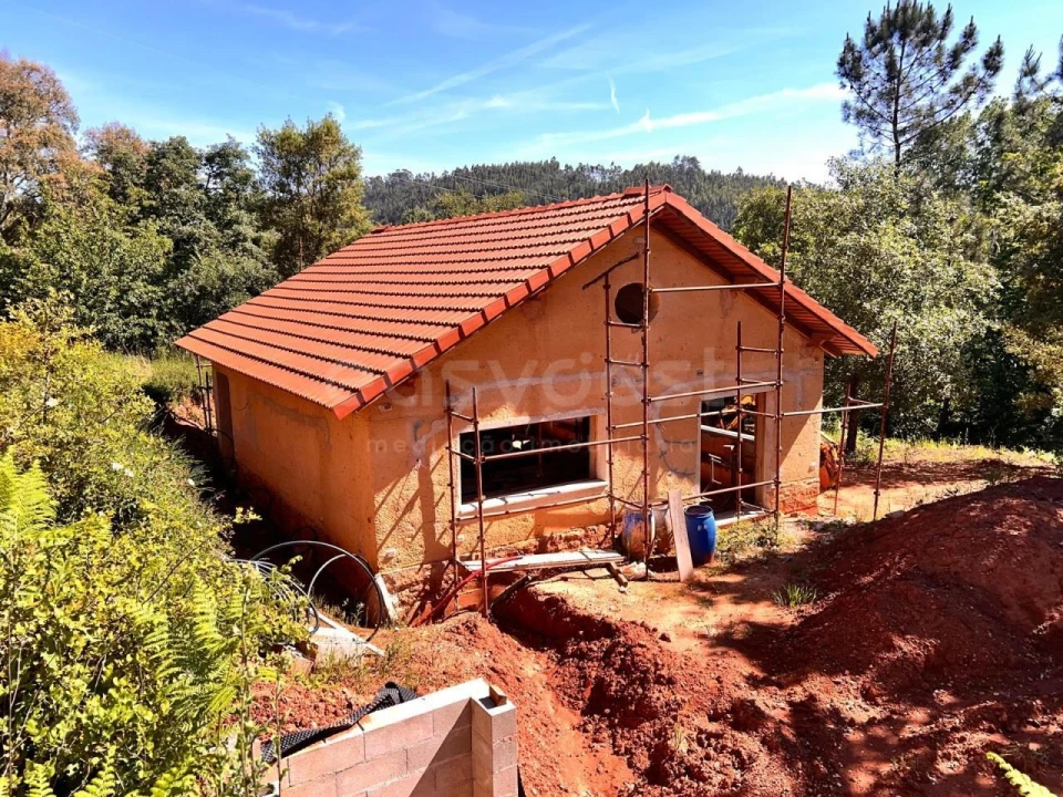 Moradia T1 para Venda em Alvaiázere Foto 1