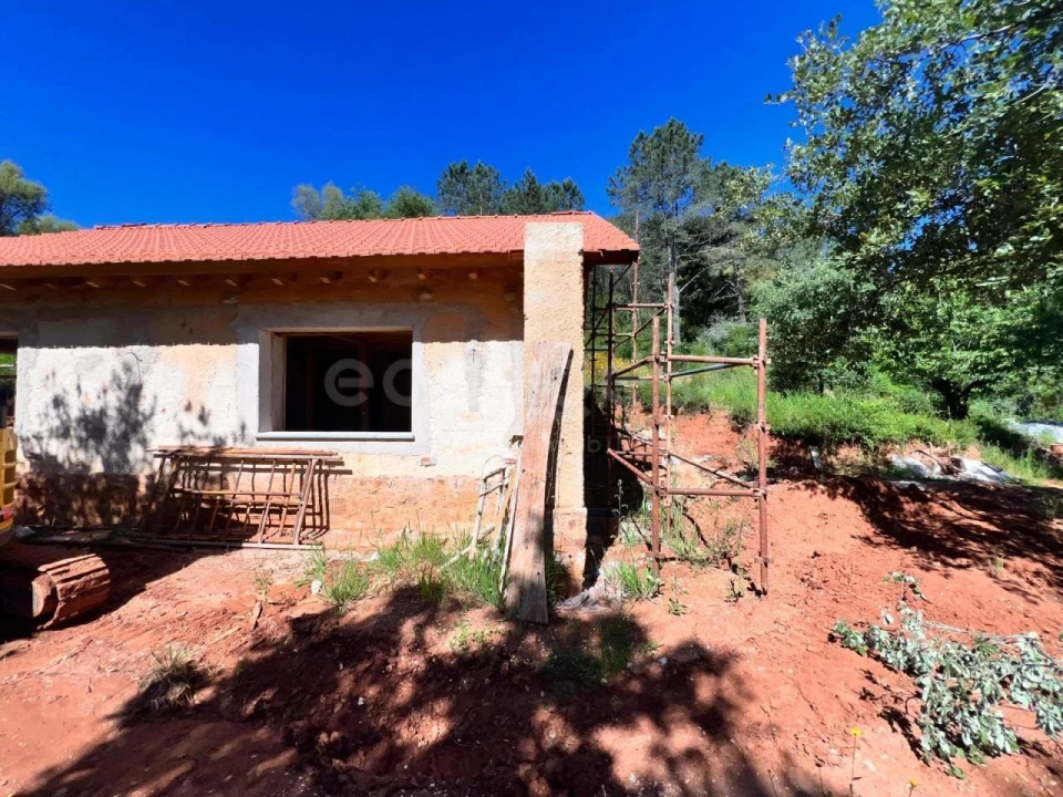 Moradia T1 para Venda em Alvaiázere Foto 9