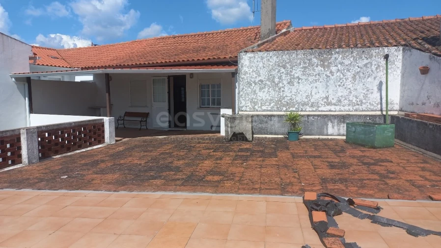 Moradia T1 para Venda em Pernes Foto 13