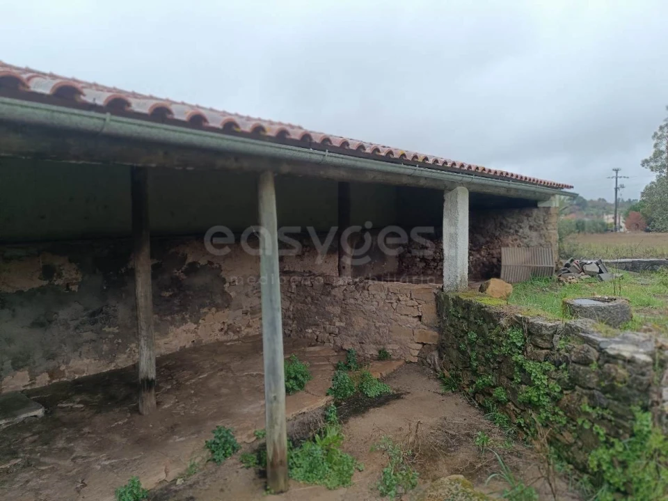 Moradia T3 para Venda em Areias e Pias Foto 38