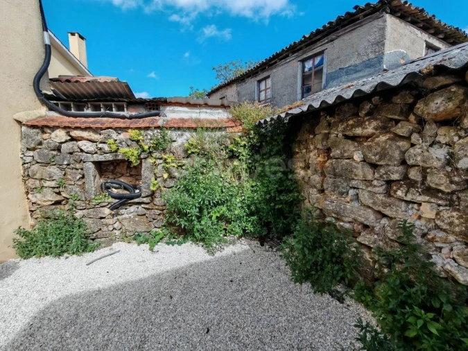 Moradia T2 para Venda em Pussos São Pedro Foto 4