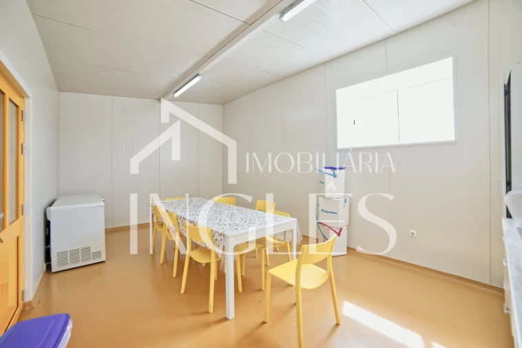 Armazém para Venda em Almoster Foto 10