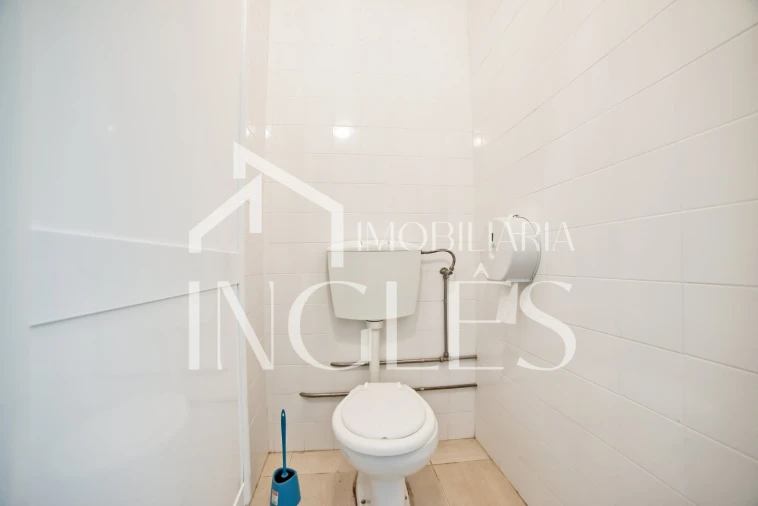 Armazém para Venda em Almoster Foto 20