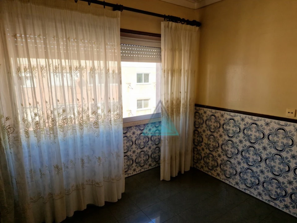 Apartamento T3 para Venda em Pontinha e Famões Foto 14