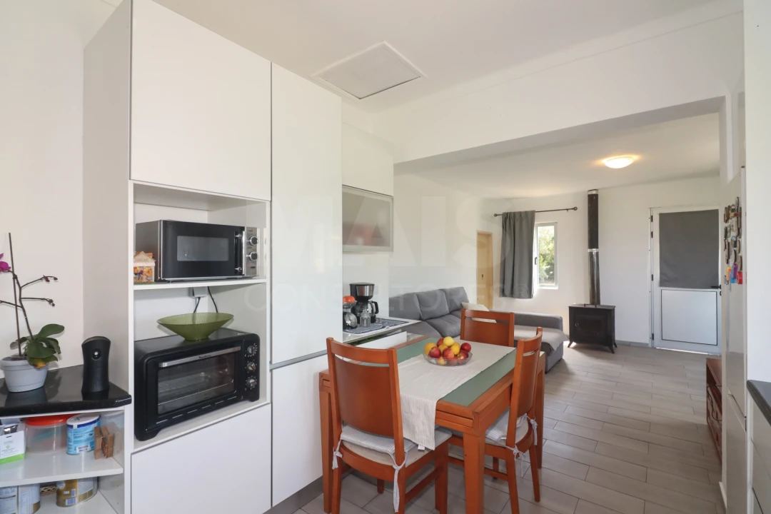 Moradia T4 para Venda em Vila Verde dos Francos Foto 3