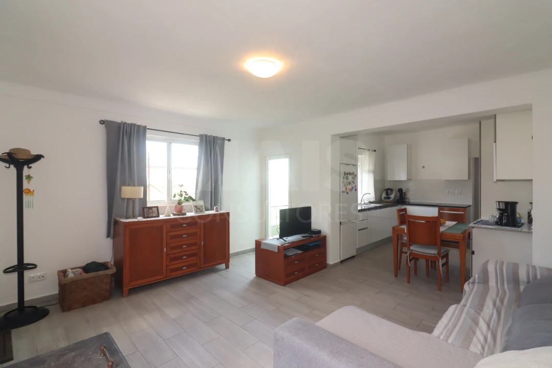 Moradia T4 para Venda em Vila Verde dos Francos Foto 1