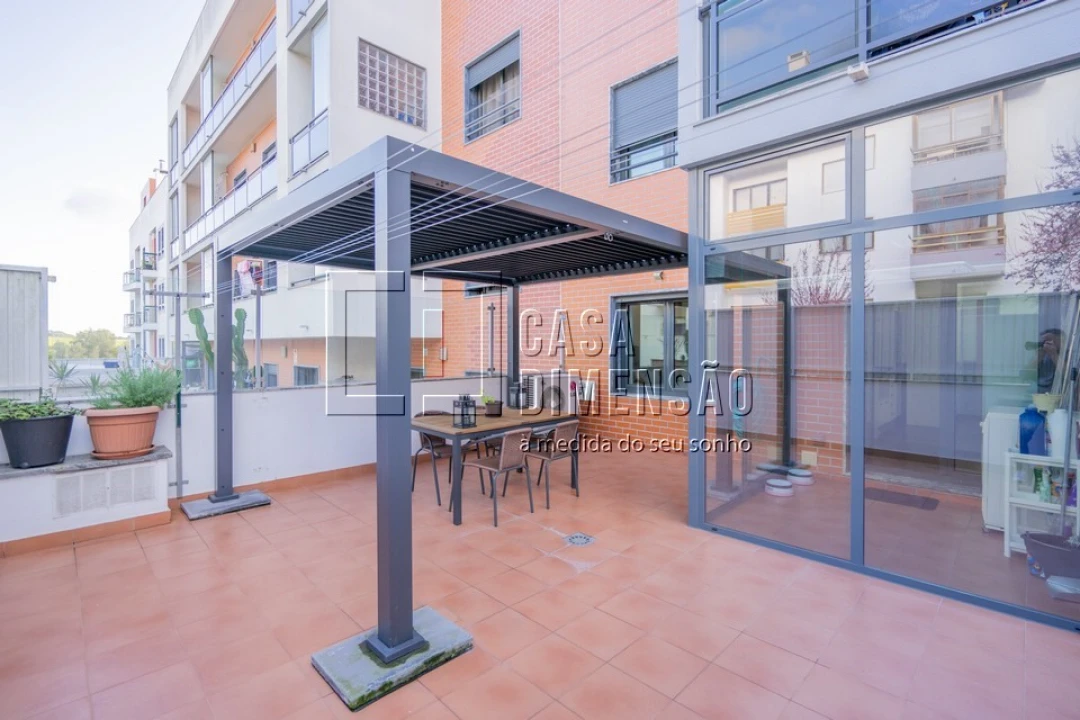 Apartamento T3 para Venda em Barcarena Foto 1