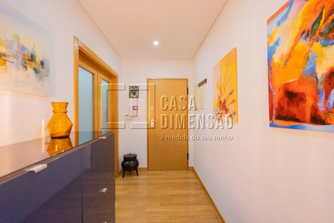 Apartamento T3 para Venda em Barcarena Foto 4