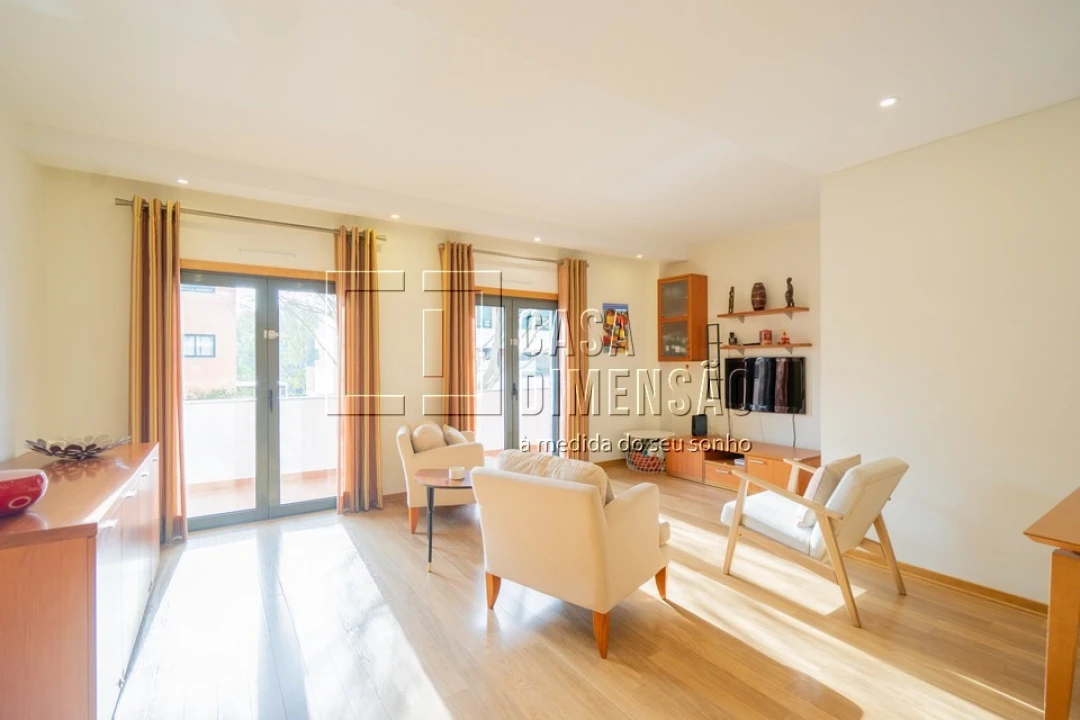 Apartamento T3 para Venda em Barcarena Foto 11