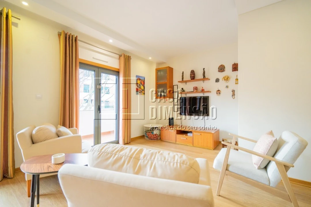 Apartamento T3 para Venda em Barcarena Foto 12