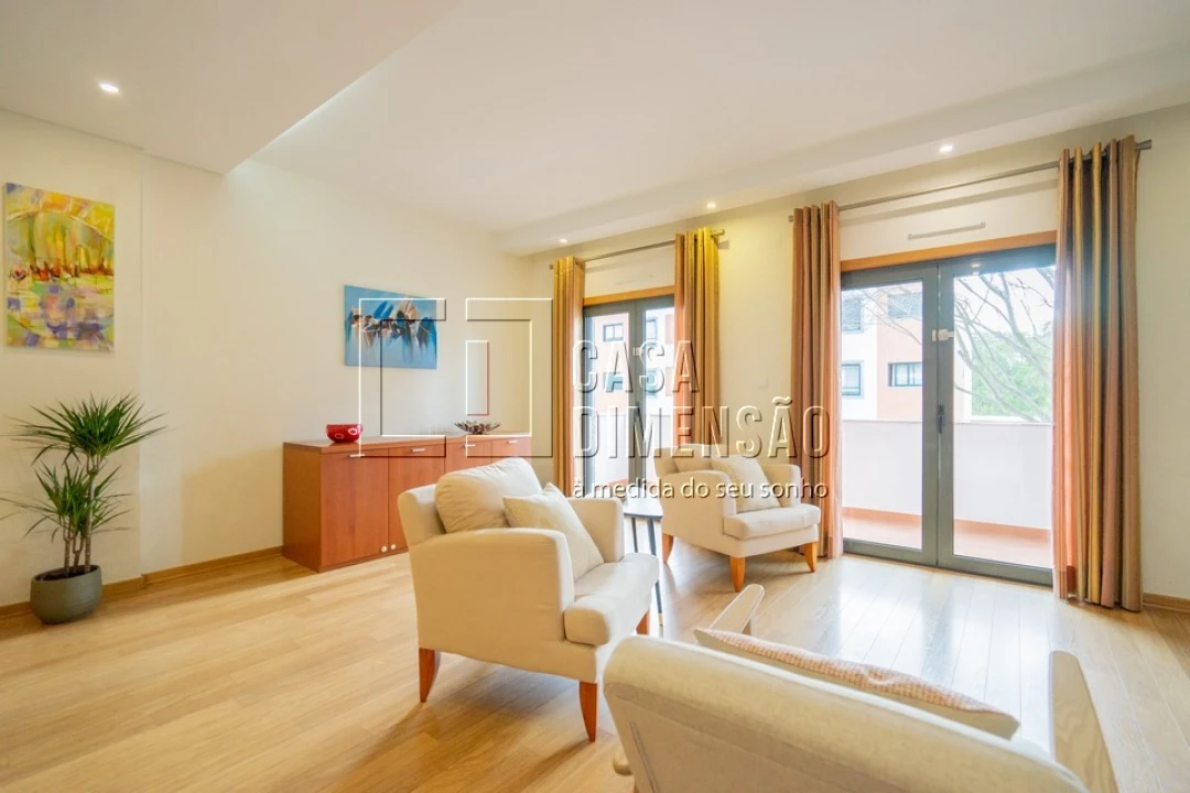 Apartamento T3 para Venda em Barcarena Foto 19