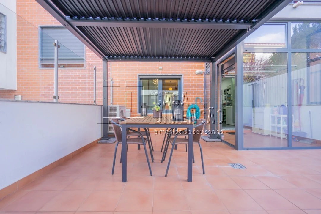 Apartamento T3 para Venda em Barcarena Foto 51