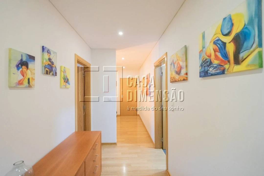 Apartamento T3 para Venda em Barcarena Foto 55