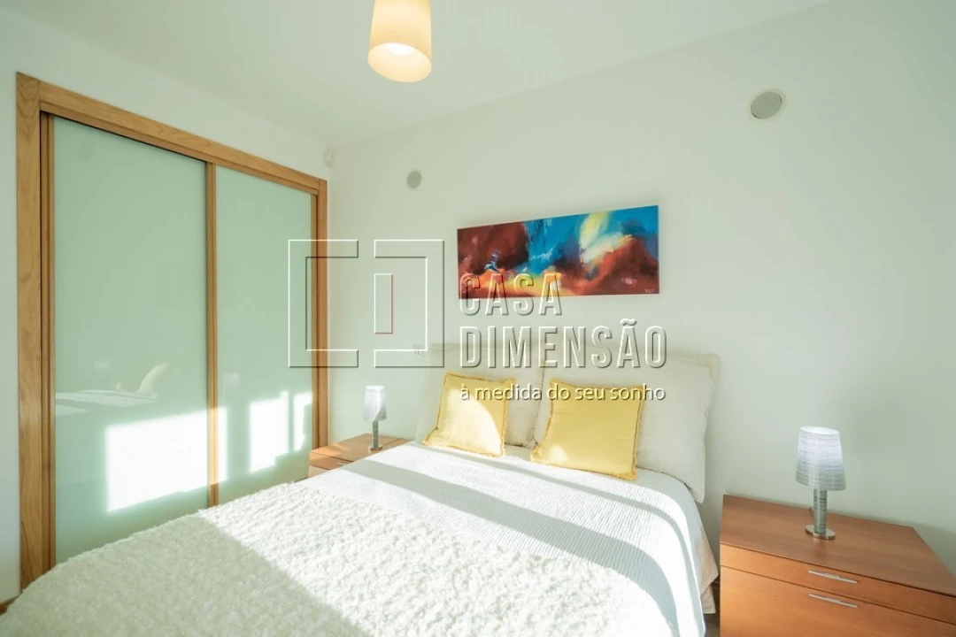 Apartamento T3 para Venda em Barcarena Foto 66