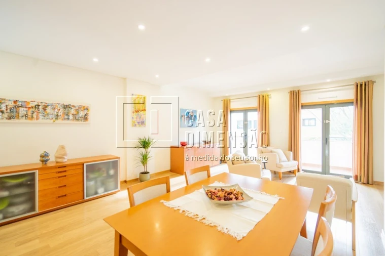 Apartamento T3 para Venda em Barcarena Foto 7