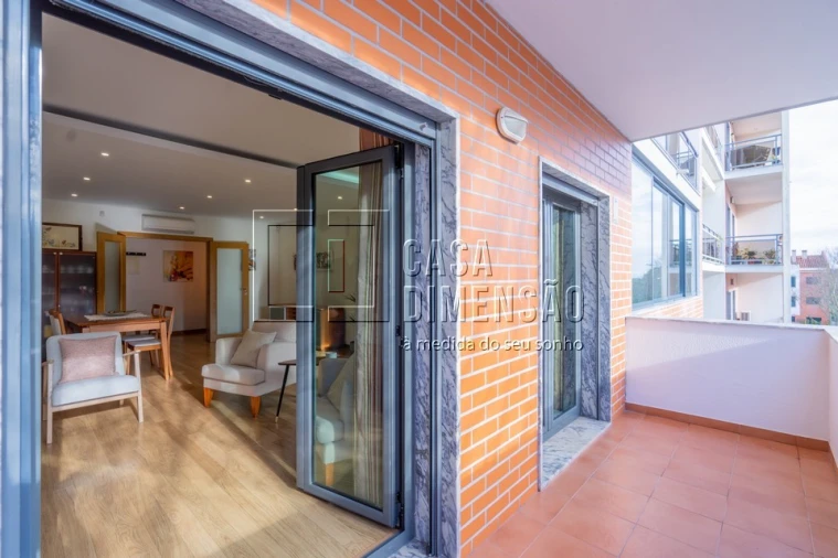 Apartamento T3 para Venda em Barcarena Foto 26