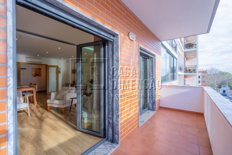 Apartamento T3 para Venda em Barcarena Foto 27