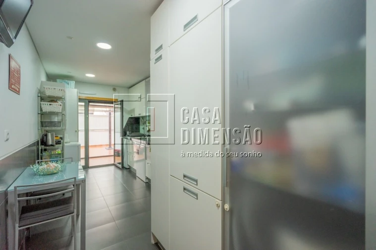 Apartamento T3 para Venda em Barcarena Foto 30