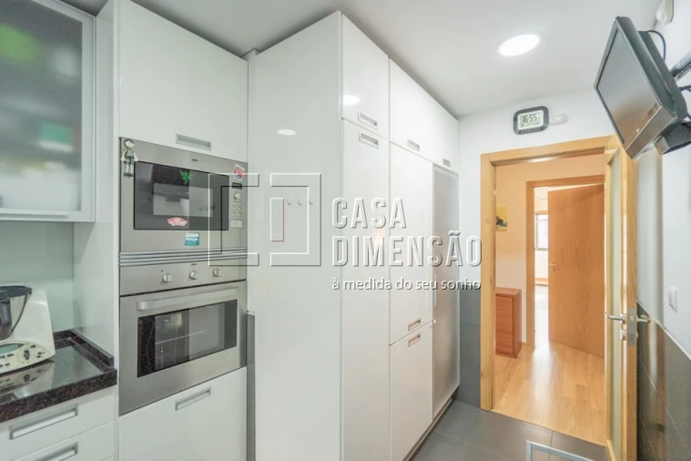 Apartamento T3 para Venda em Barcarena Foto 37