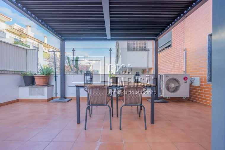 Apartamento T3 para Venda em Barcarena Foto 44