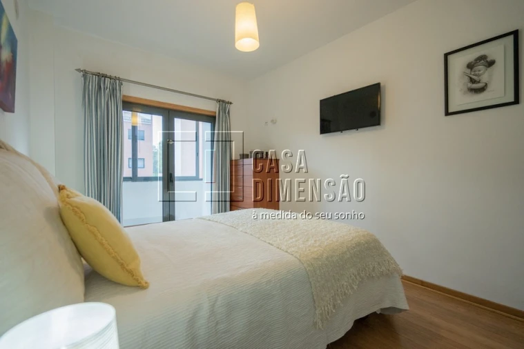 Apartamento T3 para Venda em Barcarena Foto 64