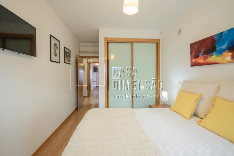 Apartamento T3 para Venda em Barcarena Foto 69