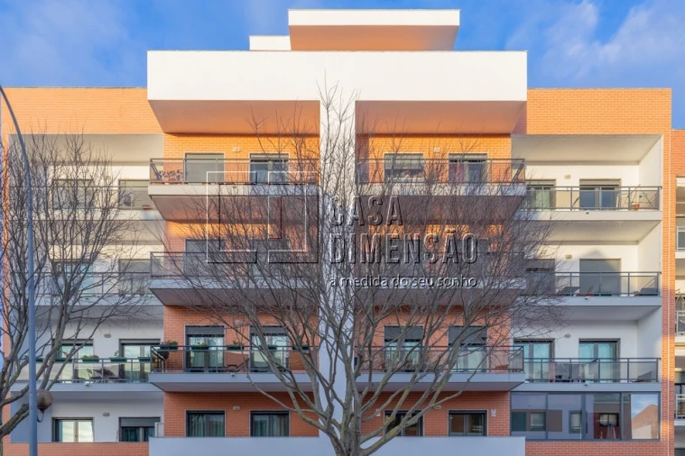 Apartamento T3 para Venda em Barcarena Foto 91