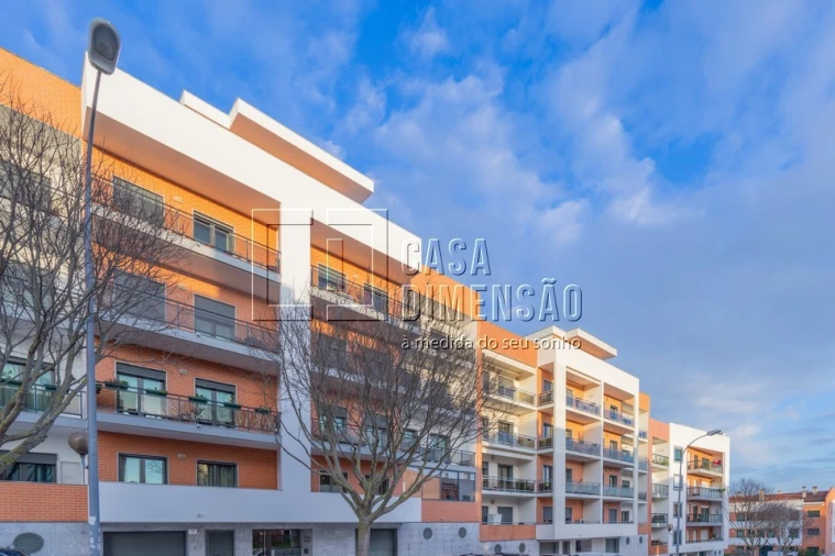 Apartamento T3 para Venda em Barcarena Foto 95