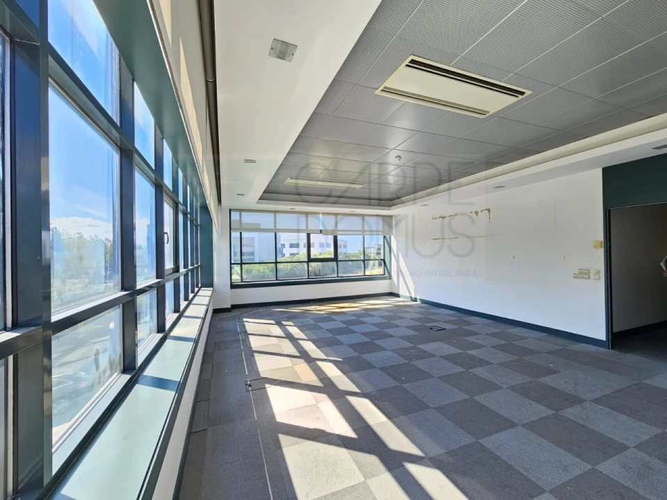 Escritório para Venda em Santa Maria e São Miguel, São Martinho, São Pedro Penaferrim Foto 45