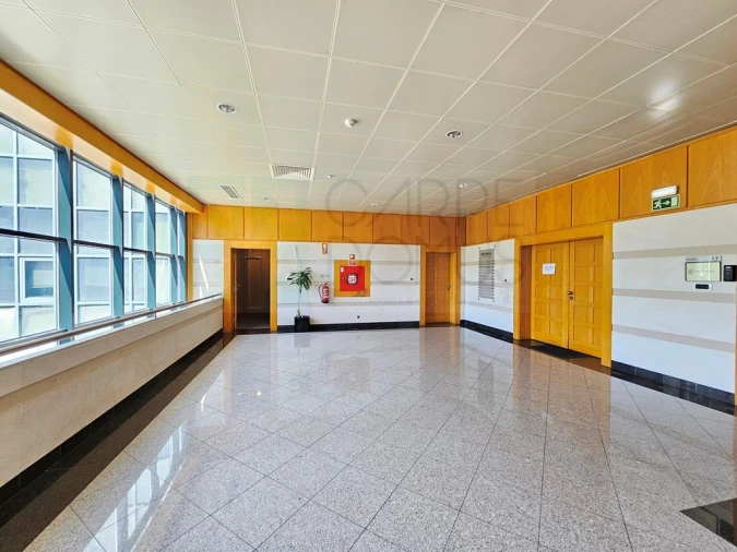 Escritório para Venda em Santa Maria e São Miguel, São Martinho, São Pedro Penaferrim Foto 41