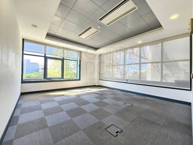 Escritório para Venda em Santa Maria e São Miguel, São Martinho, São Pedro Penaferrim Foto 47