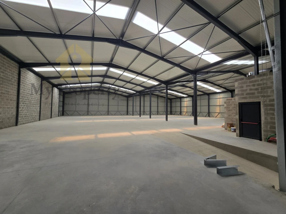 Armazém para Arrendamento em Algoz e Tunes Foto 7