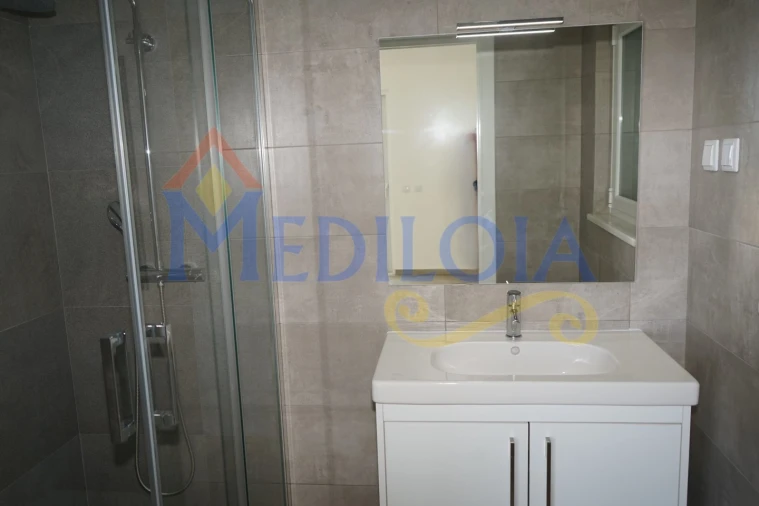 Moradia T4 para Venda em Altura Foto 13