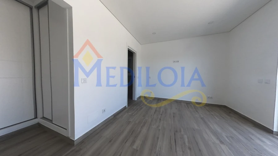 Moradia T4 para Venda em Altura Foto 80